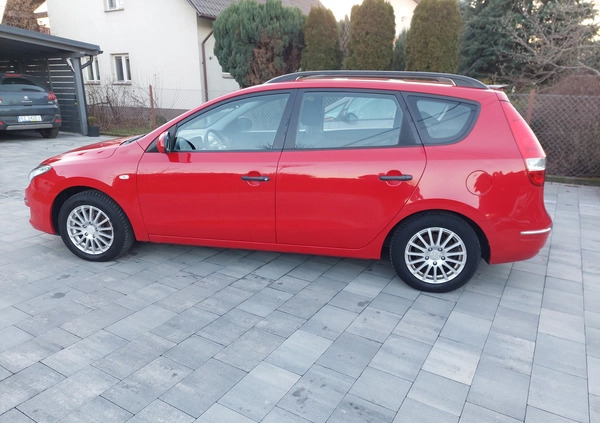 Hyundai I30 cena 16200 przebieg: 229000, rok produkcji 2009 z Rzeszów małe 529